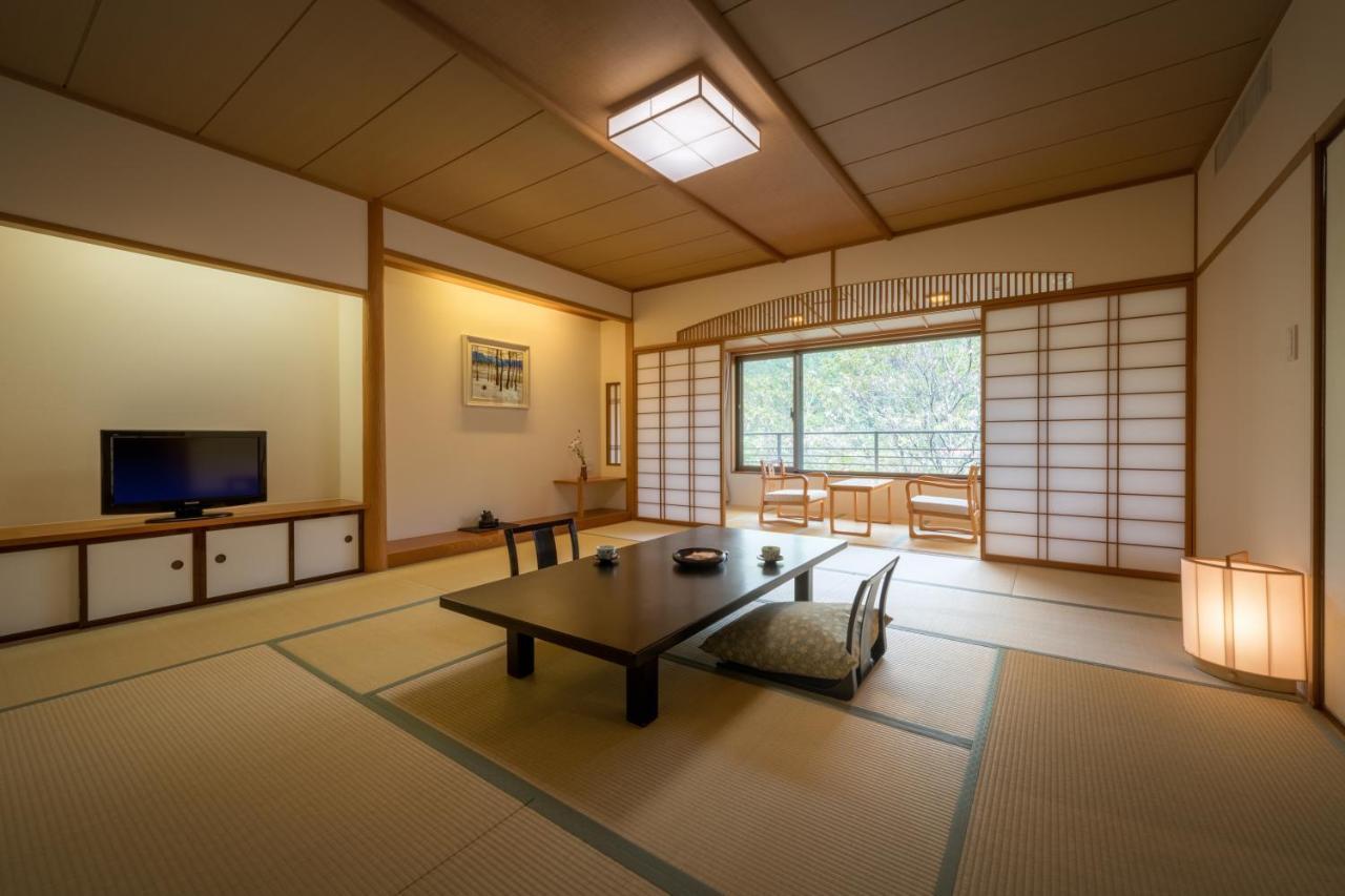Hotel Iizaka Onsen Surikamitei Ohtori Fukushima  Zewnętrze zdjęcie