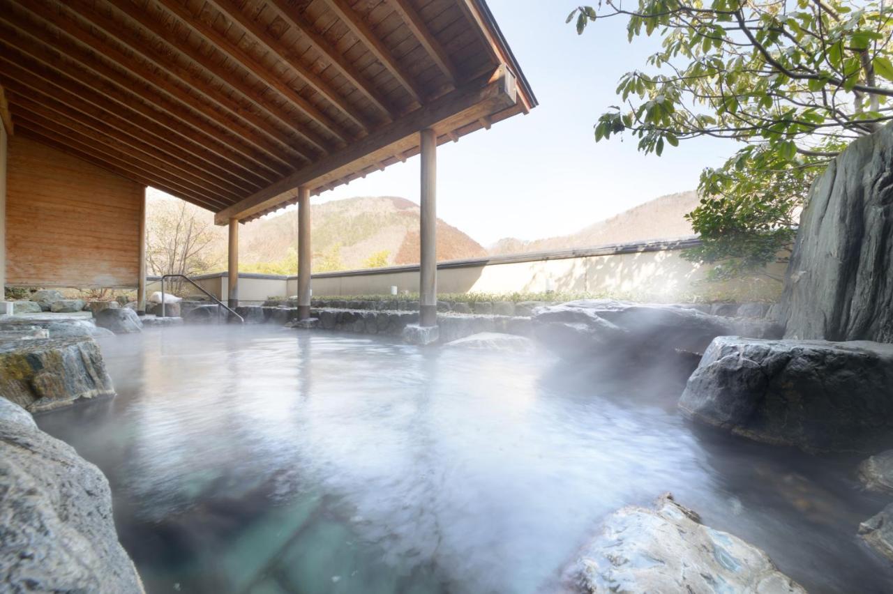 Hotel Iizaka Onsen Surikamitei Ohtori Fukushima  Zewnętrze zdjęcie