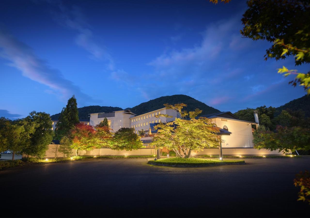 Hotel Iizaka Onsen Surikamitei Ohtori Fukushima  Zewnętrze zdjęcie