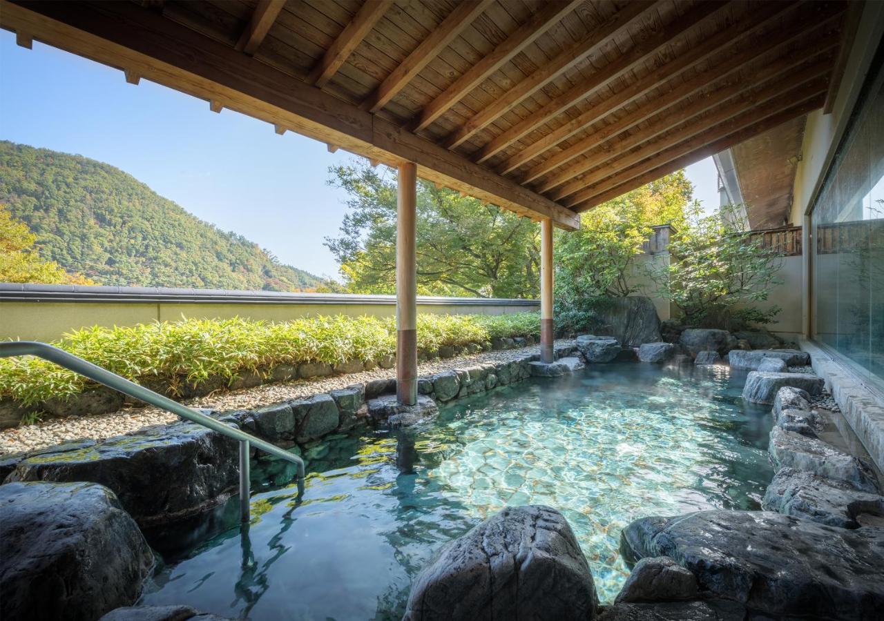 Hotel Iizaka Onsen Surikamitei Ohtori Fukushima  Zewnętrze zdjęcie